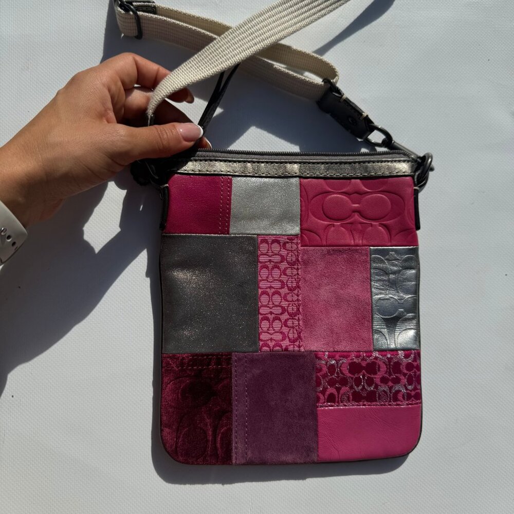 Vintage Y2K Coach Patchwork Crossbody Bag – Bleeker Pink / Suede – Rare Collecti
